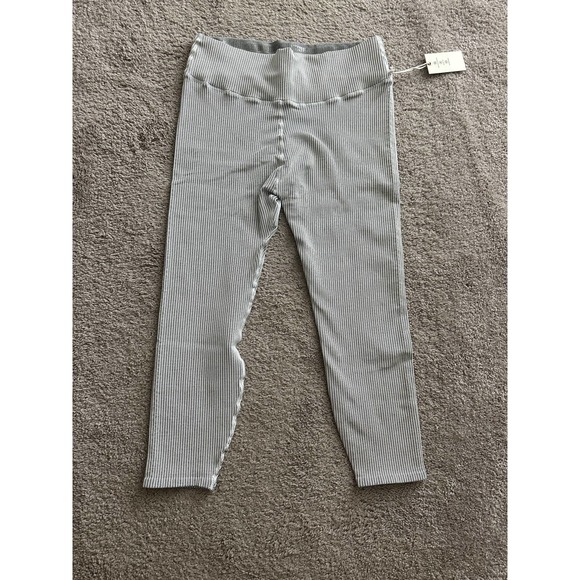 GOOD AMERICAN CORE POWER SEAMLESS TEXTURED RIB LEGGINGS - Picture 7 of 15
